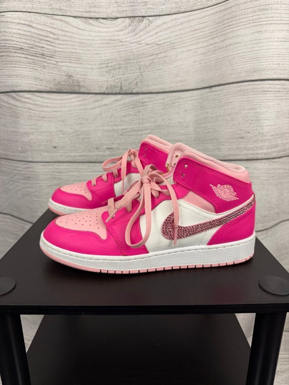 Custom Nike Air Jordan 1 Mid shoes Size 6.5